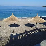 Magic Ionian Apartments & Rooms