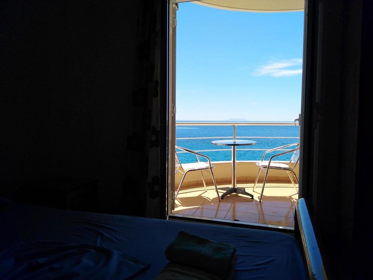 Magic Ionian & Guest house *